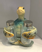 Load image into Gallery viewer, Salt and Pepper set
