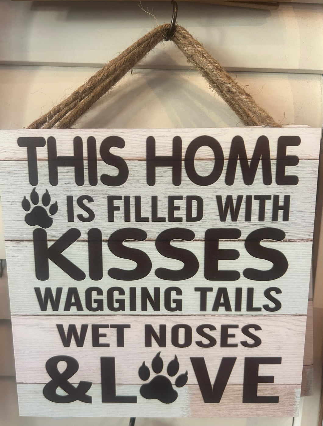 Kisses sign